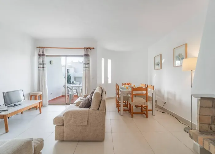 89-a Sao Rafael By Hellovacations * אלבופיירה